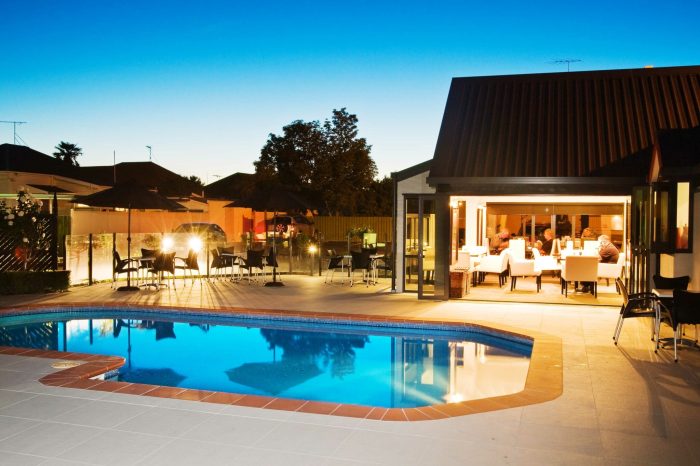 Lodges holidays lodge retreats retreat honeymoon resort